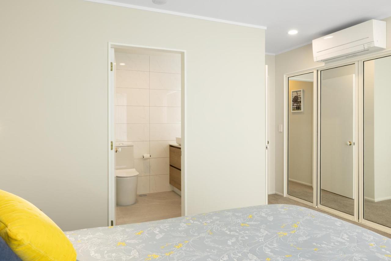 Spacious Oceanside Oasis Mount Maunganui Luaran gambar